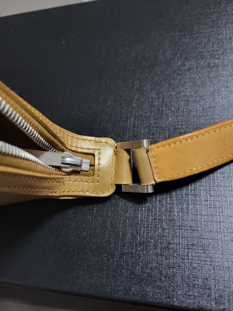 【美品】LOUIS VUITTON モノグラムマット サッター ショルダーバッグ 【美品】LOUIS VUITTON モノグラムマット サッター ショルダーバッグ