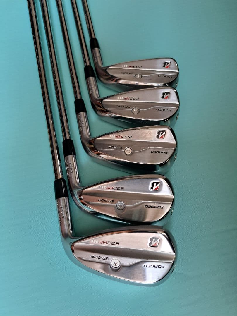 ブリヂストン 　233HF アイアン