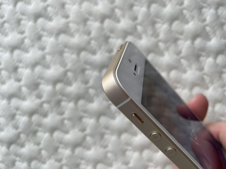 100%新品セール iPhone SE Gold 32 GB SIMフリー DCjop-m22580106102 豊富な低価