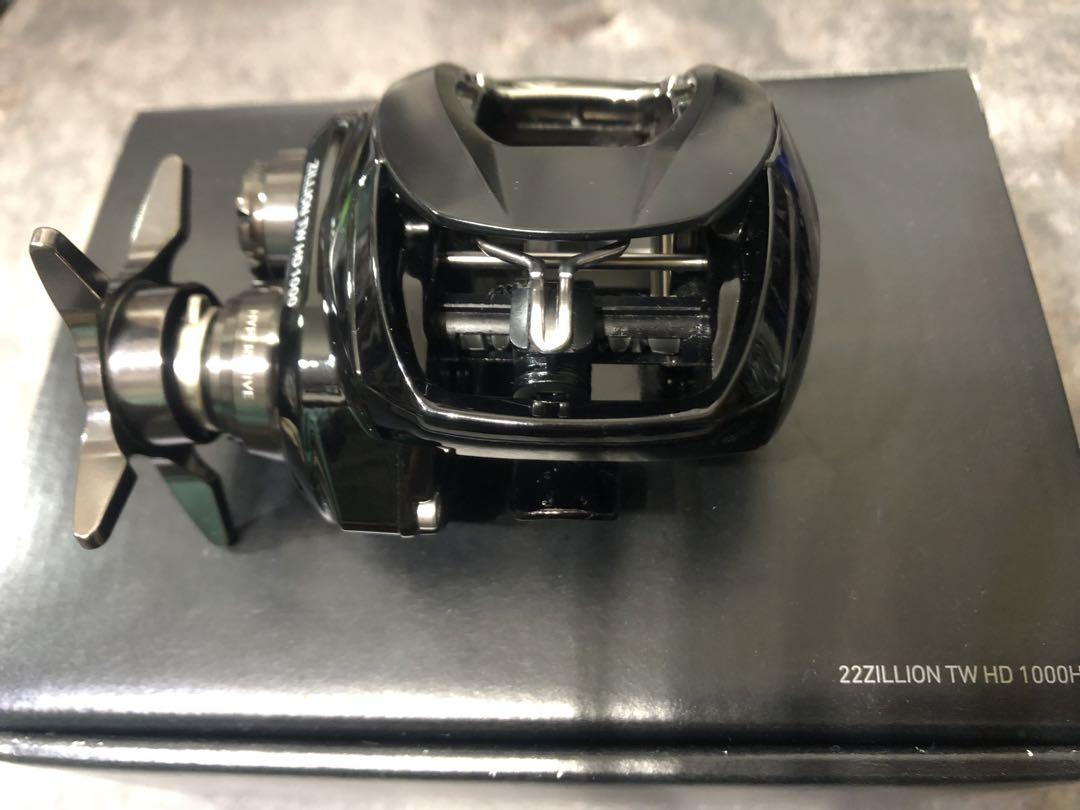 【美品】ダイワ 22 ジリオン TW HD 1000H (右)