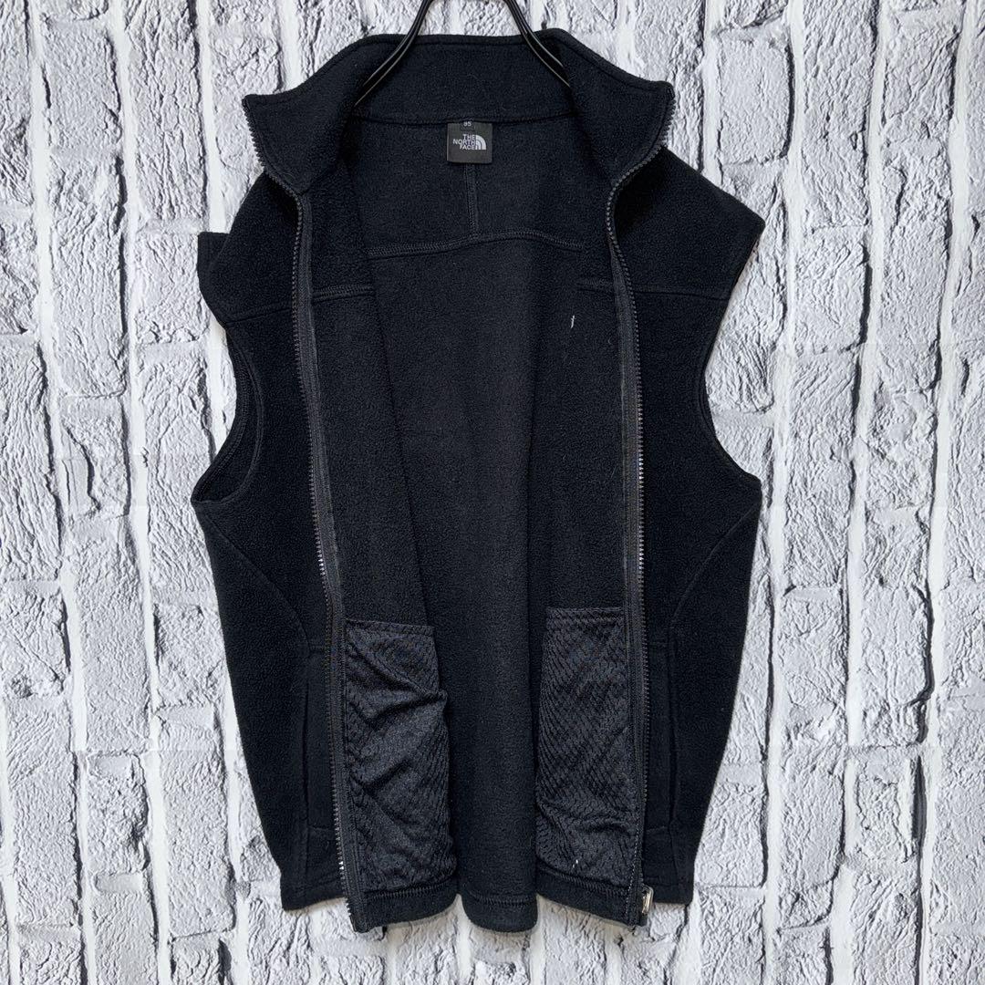 【美品】THE NORTH FACE ベスト　ブラック　刺繍