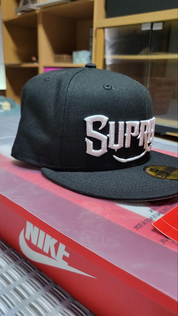 Supreme×new era Mister Cartoon本日午前中で出品削除