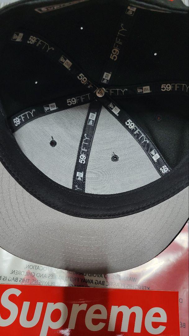 Supreme×new era Mister Cartoon本日午前中で出品削除