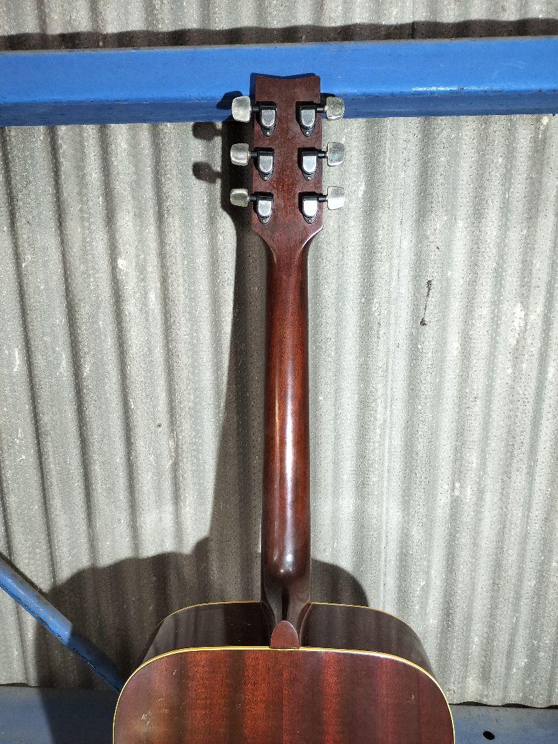 ◆希少！！◆　YAMAHA　アコースティックギター　FG-200J 　ケース付き