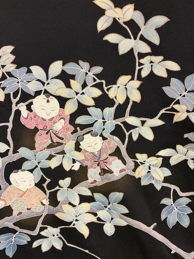 リサイクル着物 黒留袖 正絹 仕立て上がり 比翼付き 五つ紋付き 金駒刺繍 結婚式 身丈166cm 裄69cm ちょっとふくよかL 黒色系 鶴文様 qq0998b リサイクル着物 黒留袖 中古 正絹 五つ紋 比翼付き 仕立て上がり 結婚