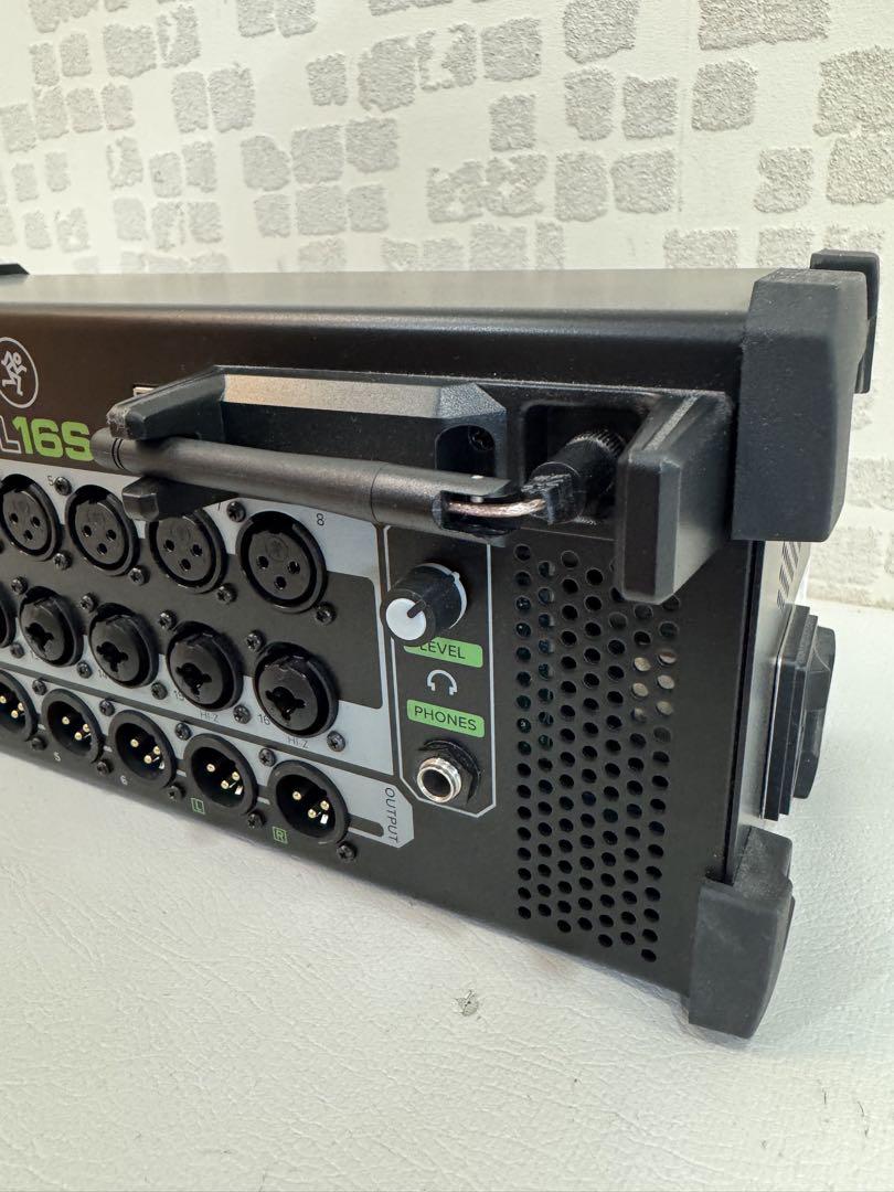 Mackie DL16S デジタルミキサー　dl16s
