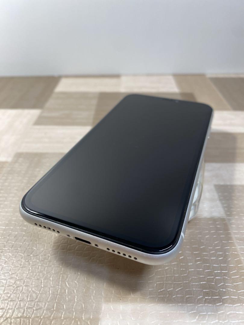 iPhoneXR本体のみ(64GB SIMフリー・動作確認済)シルバー　中古品