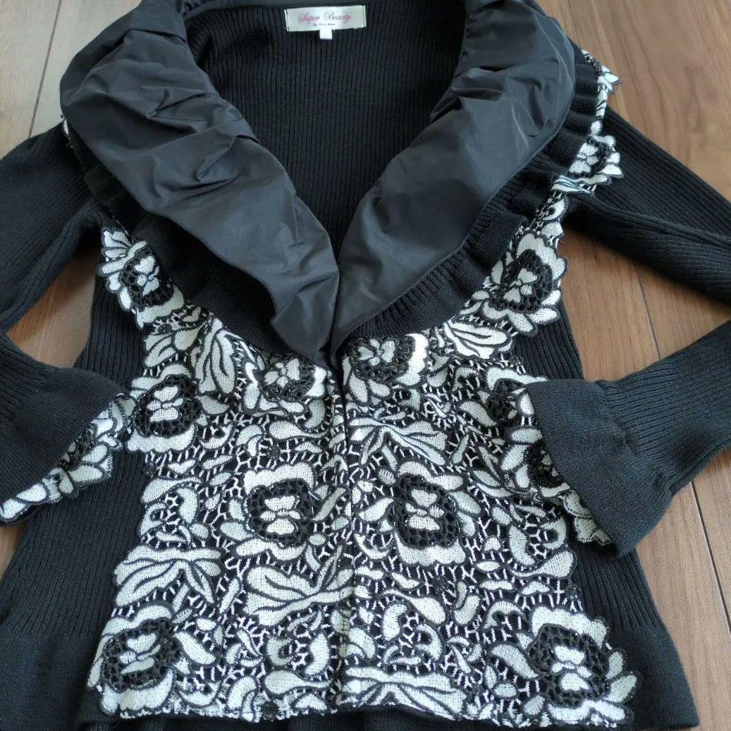 スーパービューティーフリル襟フラワー刺繍カーディガンニット