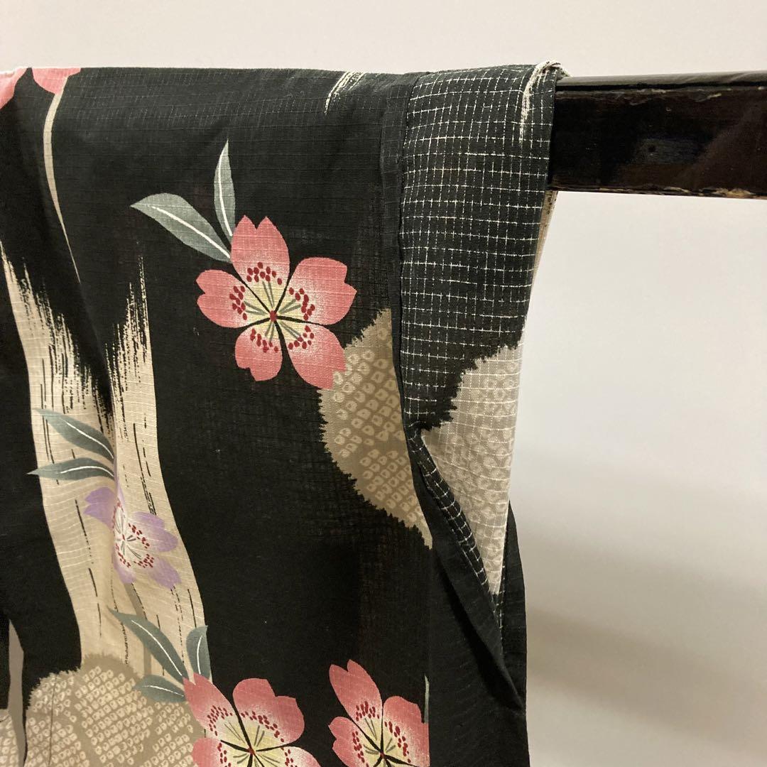 2 夏物 浴衣 綿紅梅 裄67 矢羽模様に花柄  T-034
