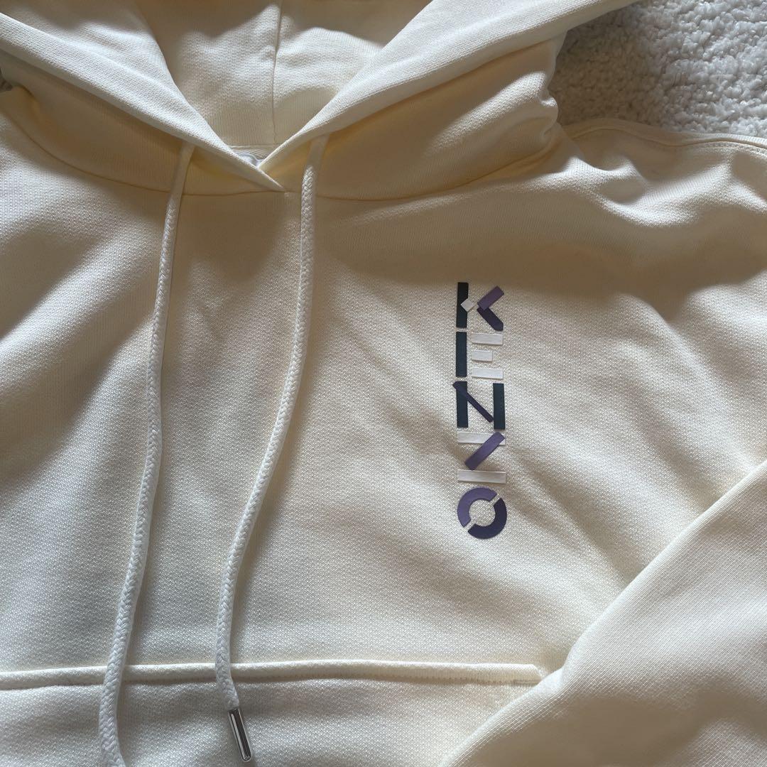 新品未使用 KENZO ケンゾー クリーム色パーカー XS レディース 新品未使用 KENZO ケンゾー クリーム色パーカー XS レディース