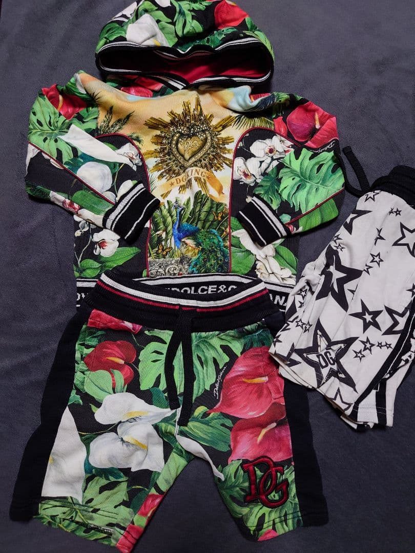 Dolce - Gabbana フラワー柄 トレーナー - 星柄ショートパンツ100cm D-G Dolce＆Gabbana