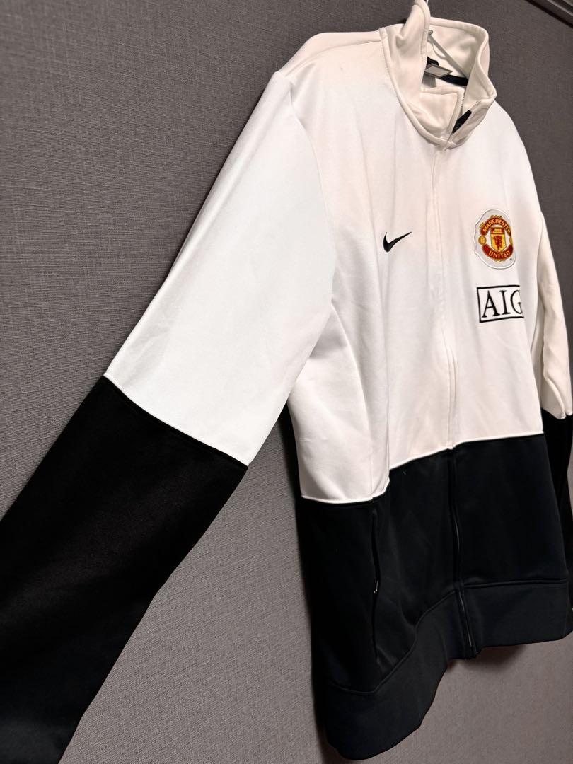 Nike マンチェスター・ユナイテッド ジャケット