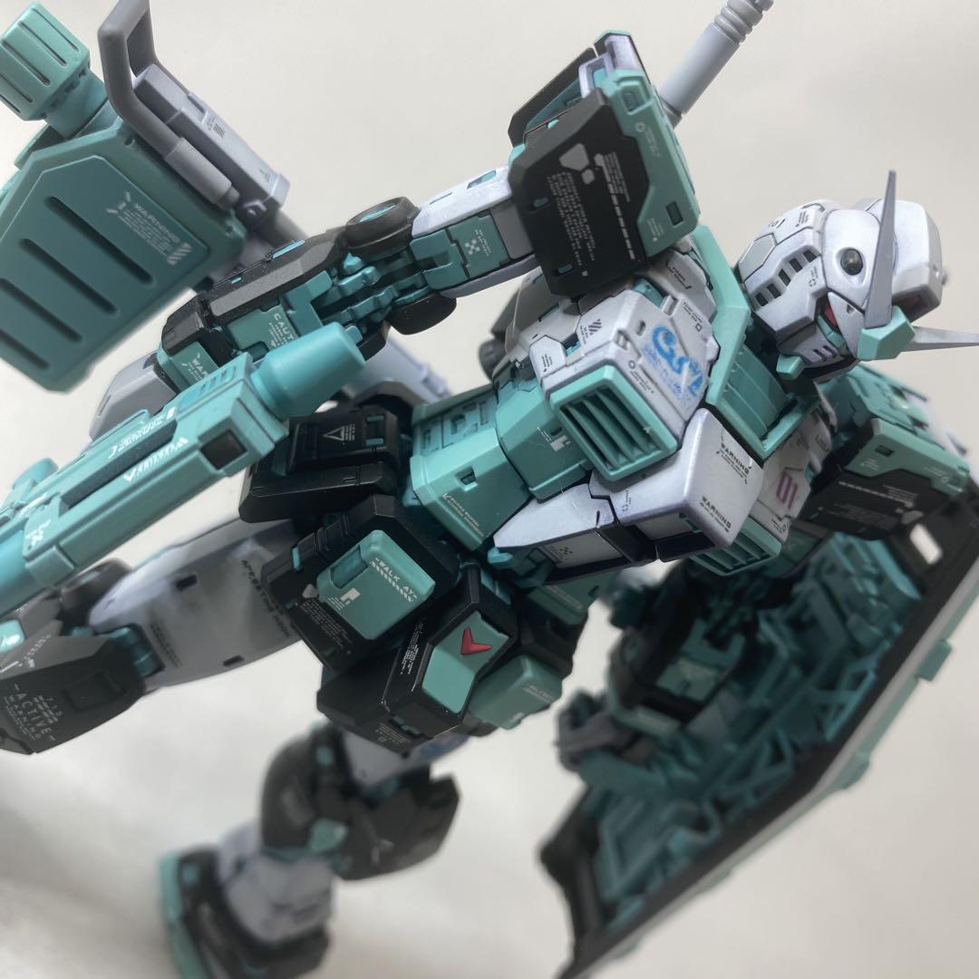 RG RX-78-2 ガンダム Ver.2.0 初音ミク仕様　ガンプラ　完成品