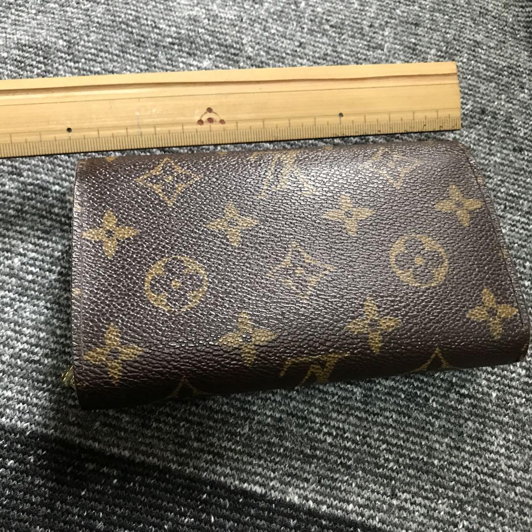 ルイヴィトン　財布　イニシャル　モノグラム　ウォレット