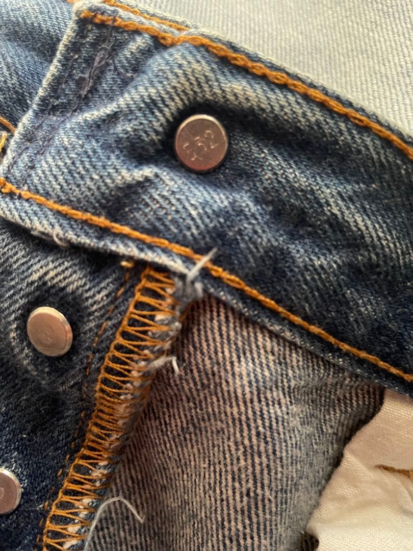 90s USA製 リーバイス501 グランジ ダメージ ペンキ ナンバーナイン 90s USA製 リーバイス501 グランジ ダメージ ペンキ ナンバーナイン