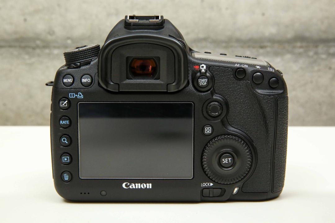 極美品 Canon EOS 5D Mark III デジタル一眼レフ