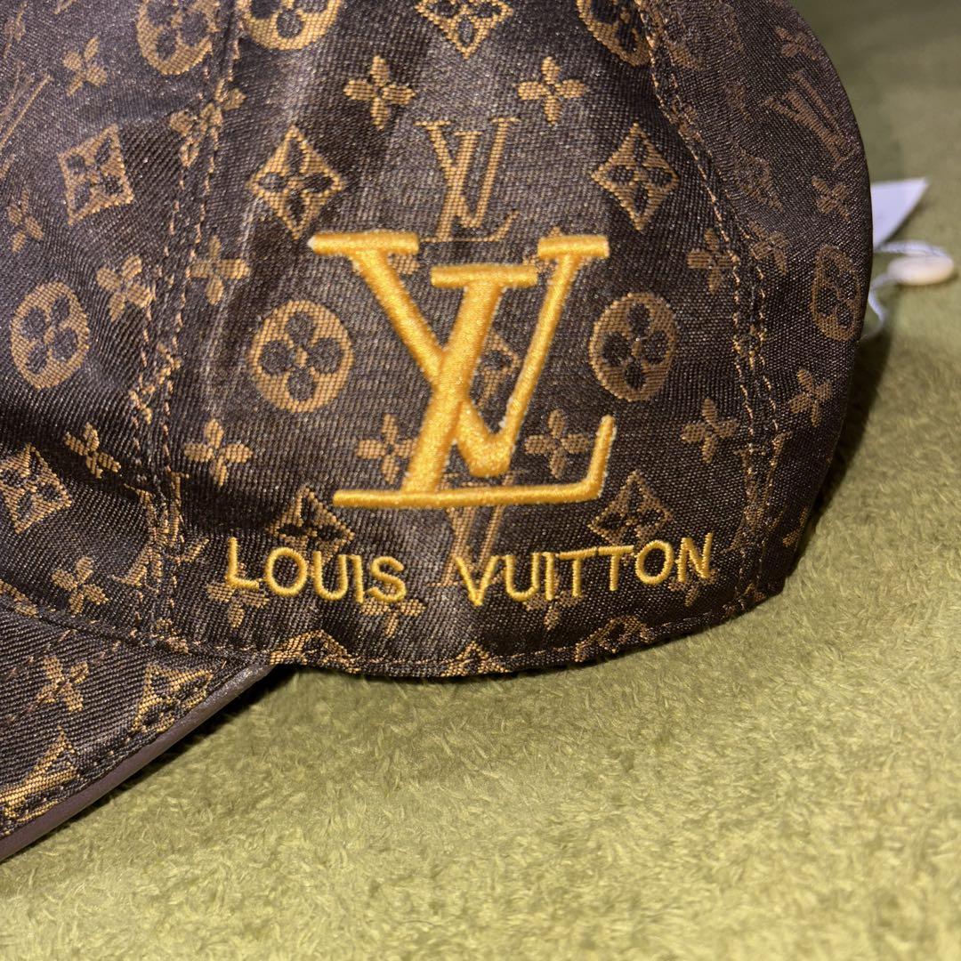 人気デザイン☆LV キャップ男女兼用 海外輸入にて購入したものになります