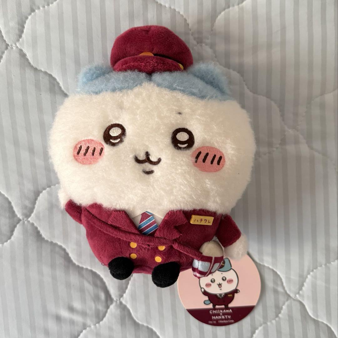 阪急電車なほわほわぬいぐるみS(ハチワレ、ちいかわ)とマスコット(ハチワレ) Amazon.co.jp: ちいかわ 阪急電車なほわほわぬいぐるみS