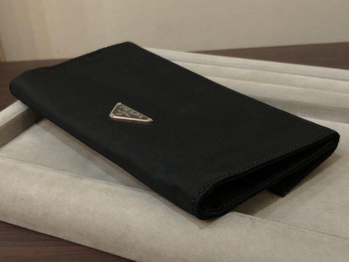 低価定番 PRADA プラダ ロゴプレート マルチケース 長財布 カードケース ブラック f82gr-m22697427155 人気SALE新作登場