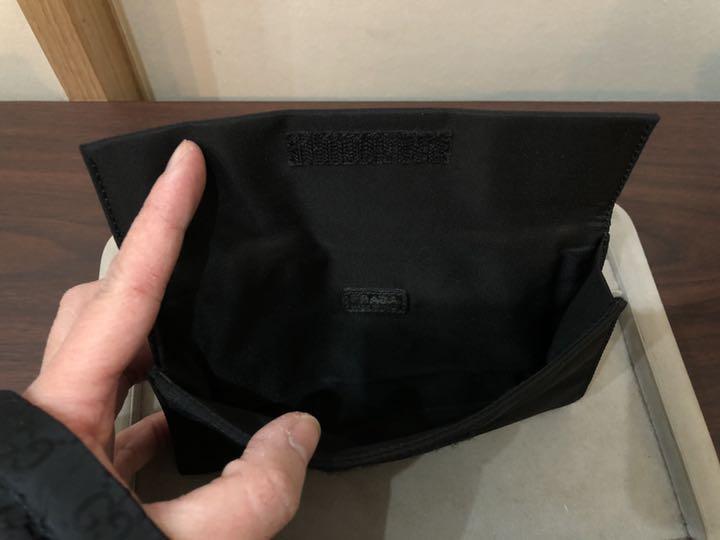 低価定番 PRADA プラダ ロゴプレート マルチケース 長財布 カードケース ブラック f82gr-m22697427155 人気SALE新作登場
