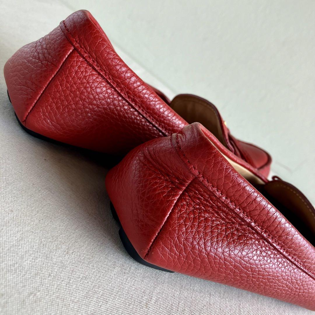 PRADA プラダ ローファー 革靴 本革 未使用に近い