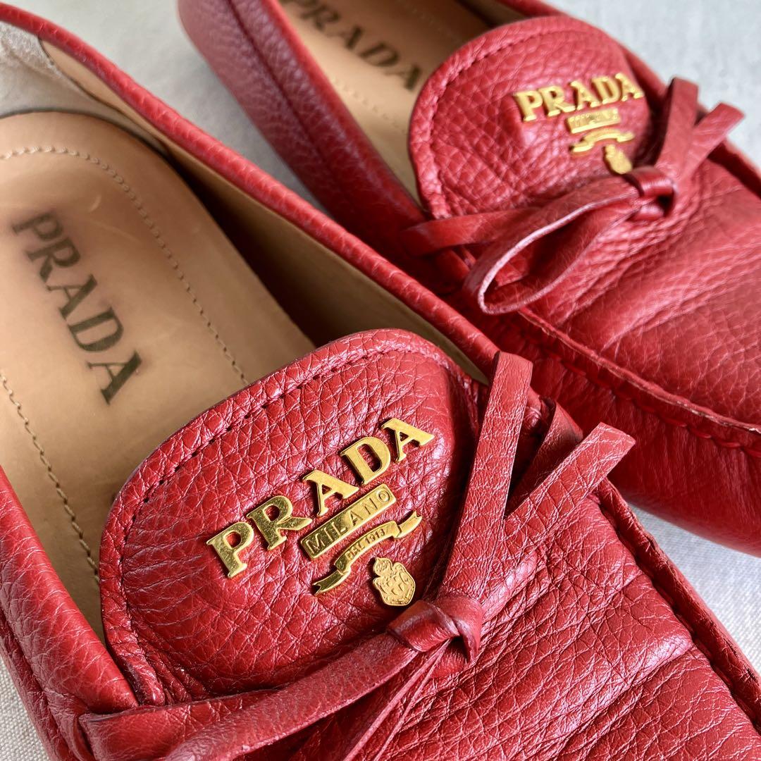 PRADA プラダ ローファー 革靴 本革 未使用に近い