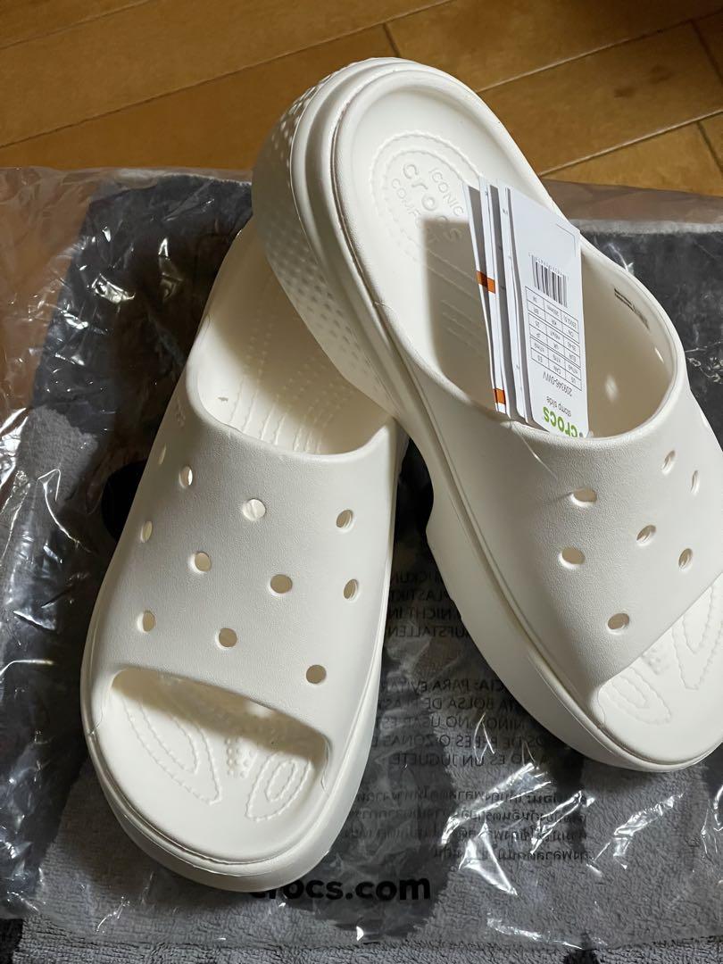 Crocs ストンプスライド　厚底サンダル　25