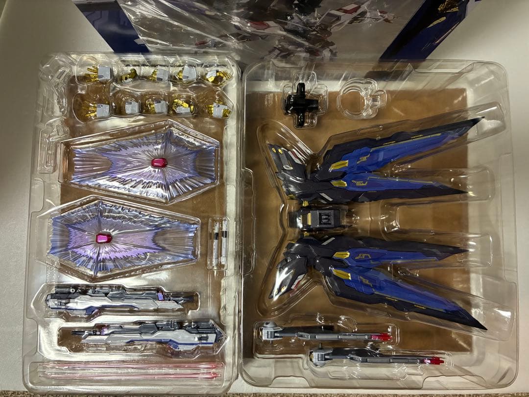 METAL BUILD ストライクフリーダムガンダム2024& 光の翼セット METAL BUILD ストライクフリーダムガンダム2024& 光の翼セット