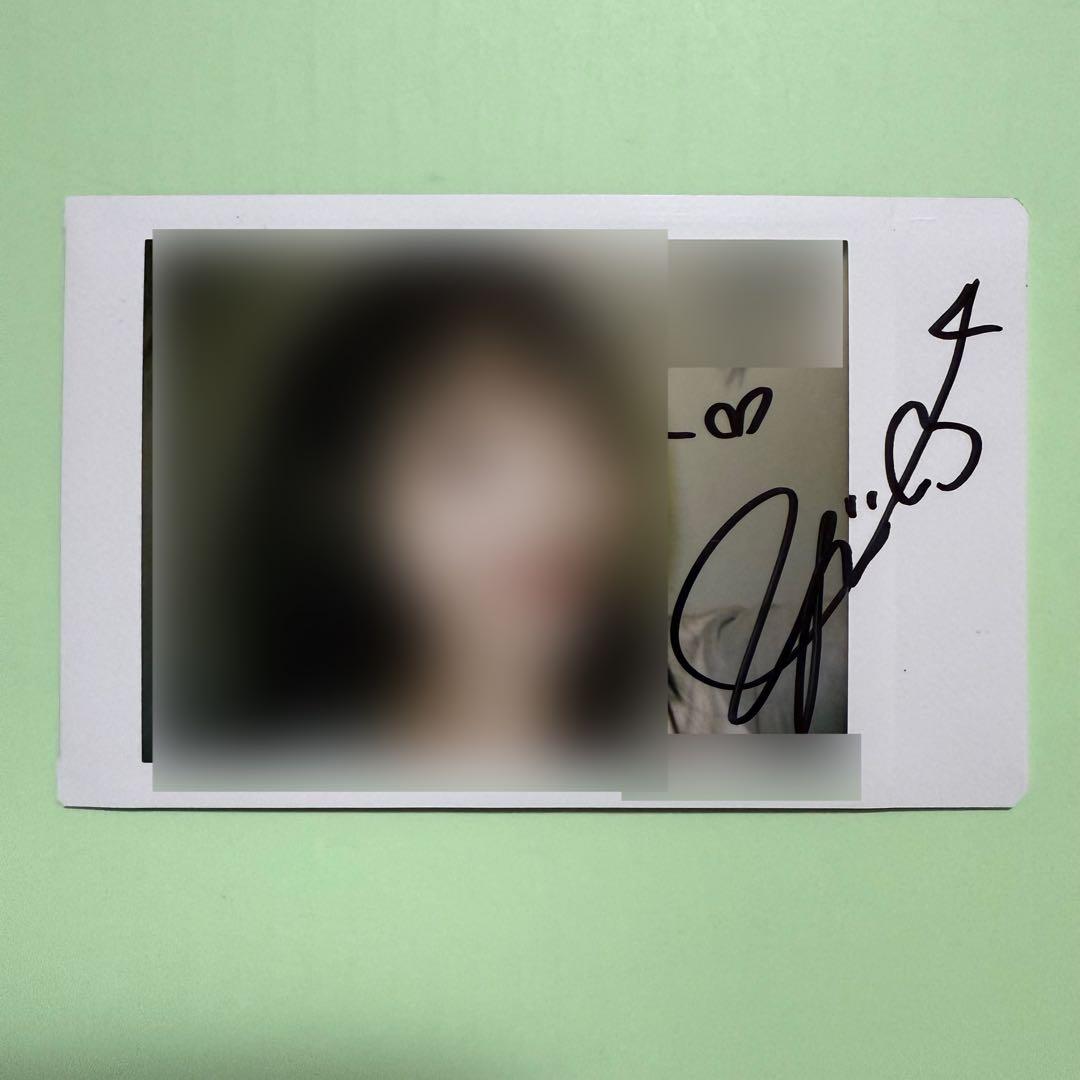 yves LOOP 対面サイン会参加特典 直筆サインポラ チェキ LOONA