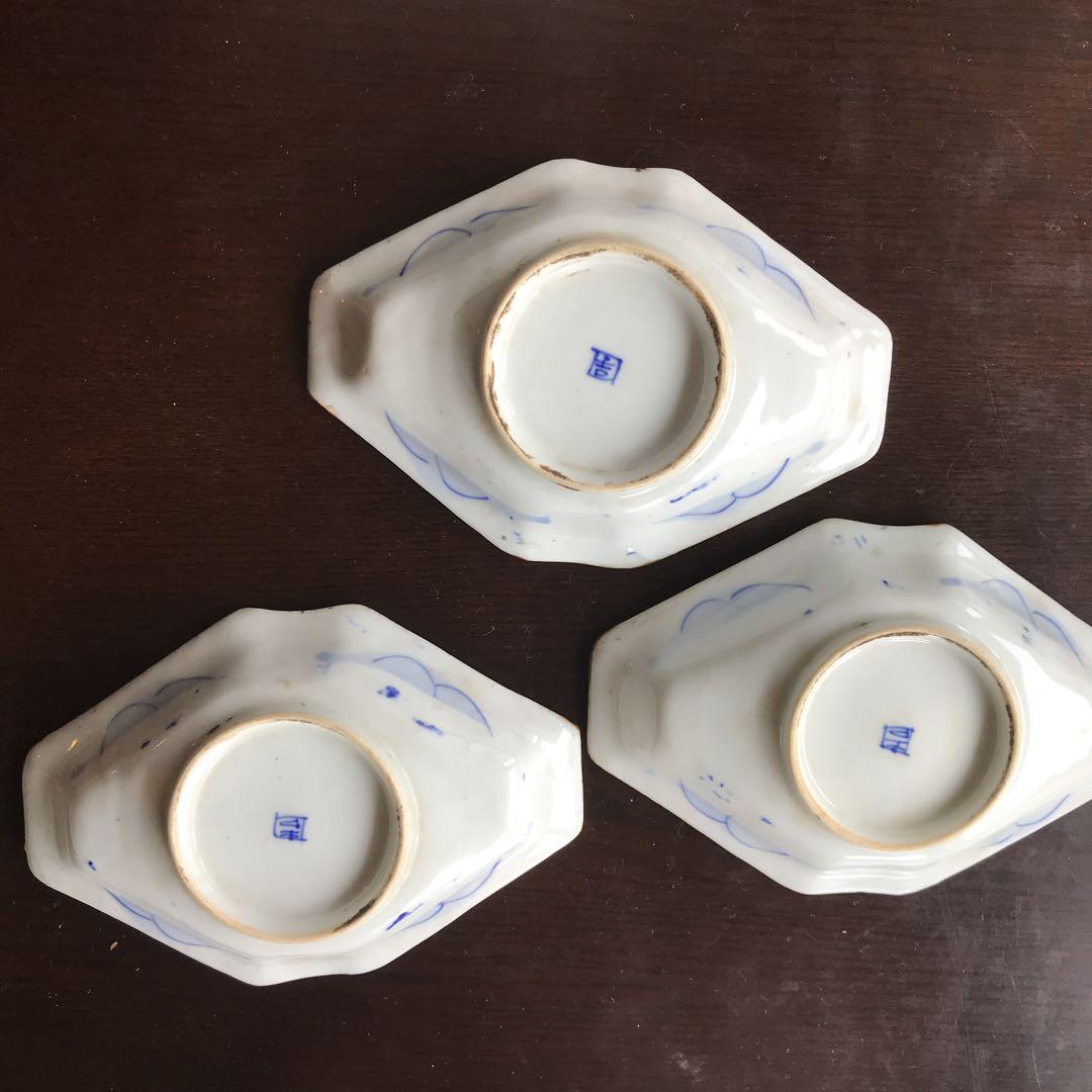 美品　古伊万里　陶器　年代物　盛り皿　菱形　山水の絵柄が素敵な　藍の色合い