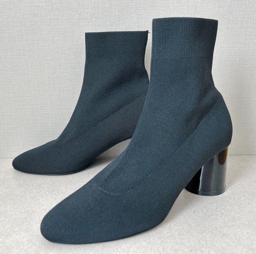 完売品ZARA　ソックスブーツ 4,500円