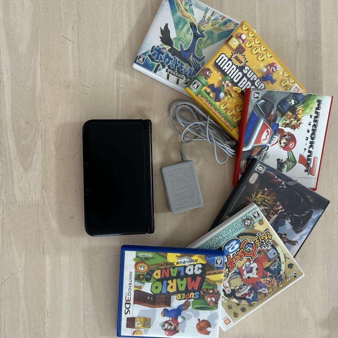 ニンテンドー3DS LL ブラック カセット6つと充電器付きタッチペンなし