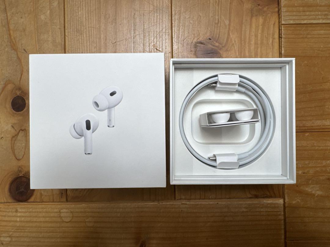 純正品【AirPods Pro 第2世代 (MQD83J/A)】ライトニング