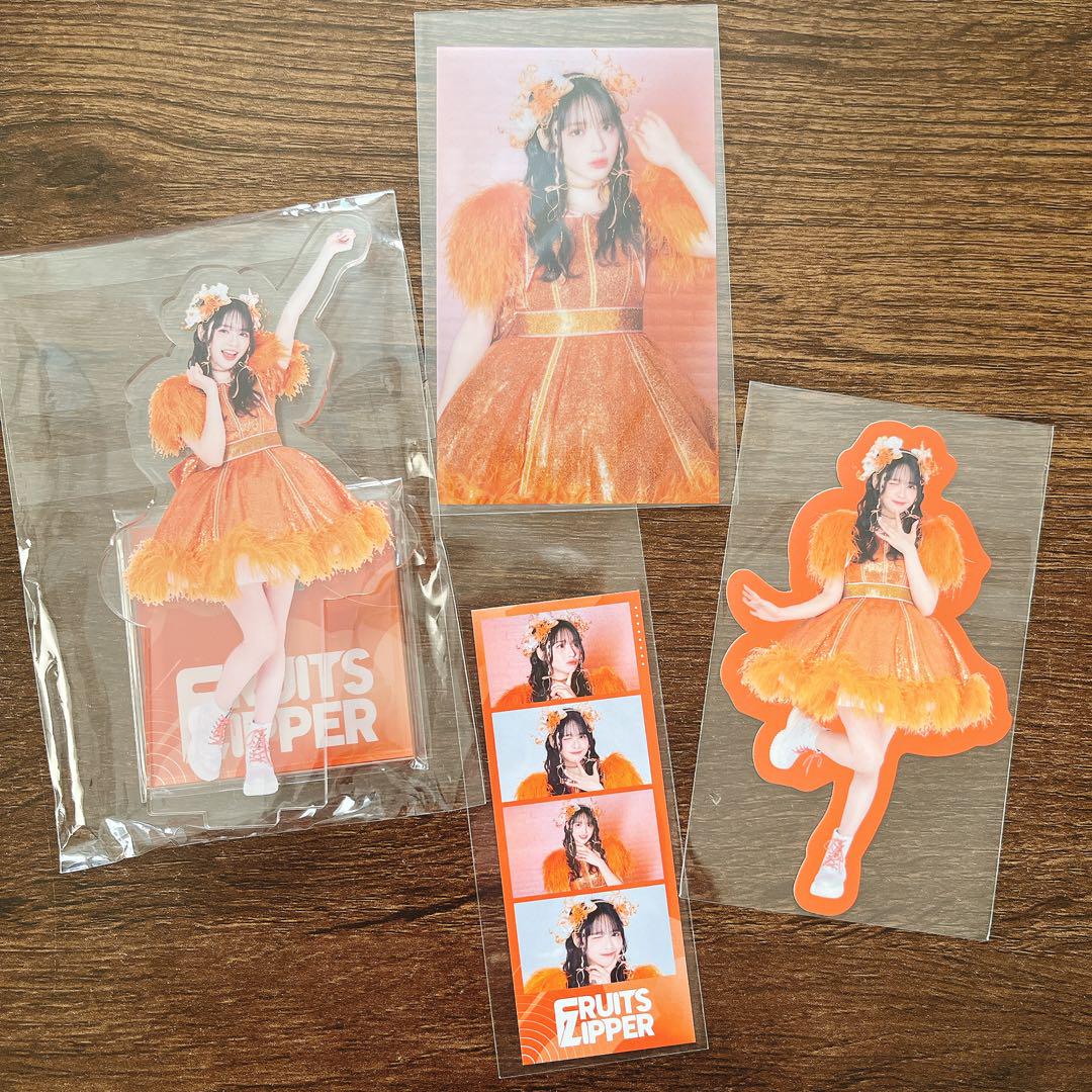 Amazon.co.jp: 鎮西寿々歌 デカアクスタ ラッフルくじ A賞 FRUITS ZIPPER : おもちゃ