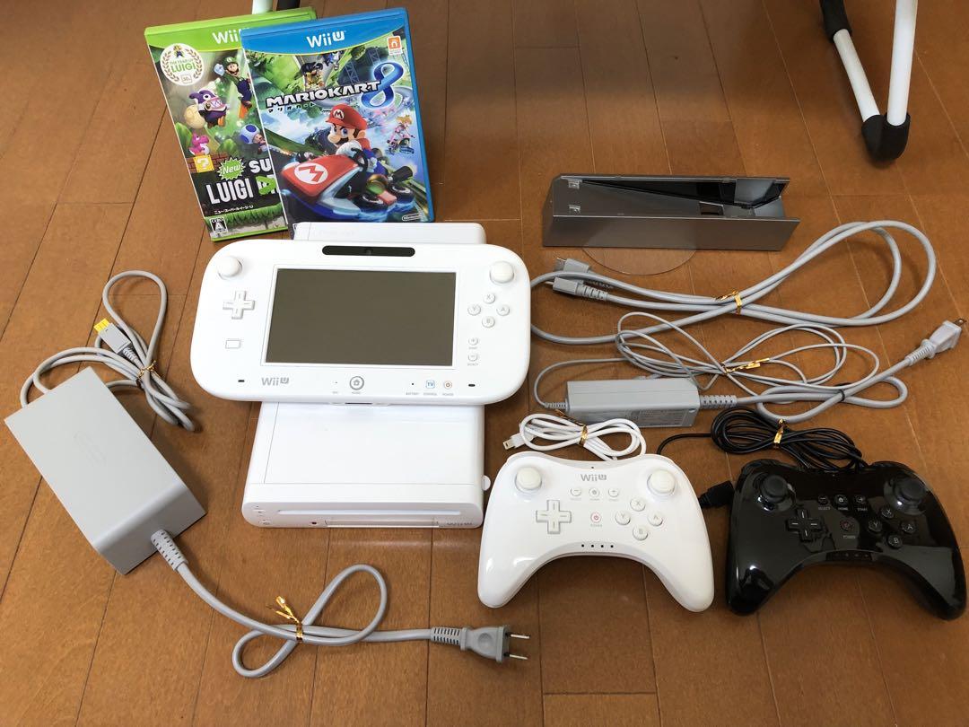 動作確認済みNintendo wii U 32GB ホワイト本体＋ソフト2本