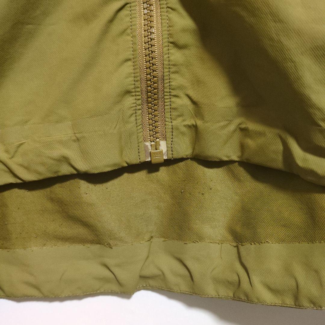 ARC'TERYX　ナイロンジャケット　キャメル　アウトドア　ロゴ　XL相当