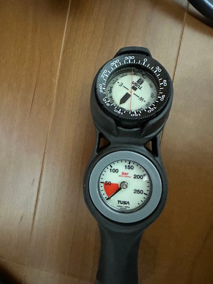 NDS ダイビングレギュレータ 圧力計付き NDS ダイビングレギュレータ 圧力計付き