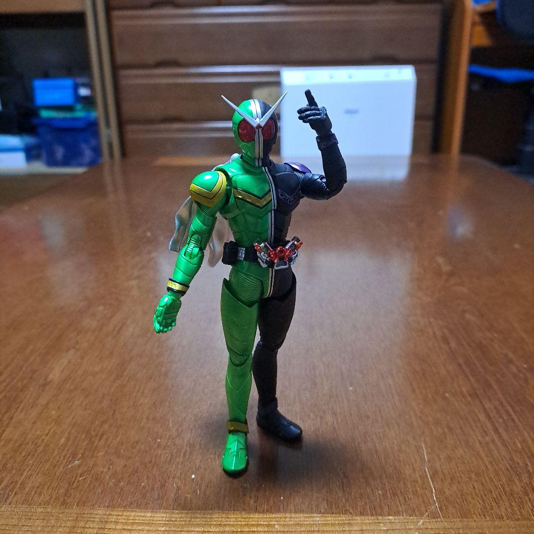 S.H.Figuarts真骨彫 仮面ライダーダブル サイクロンジョーカー