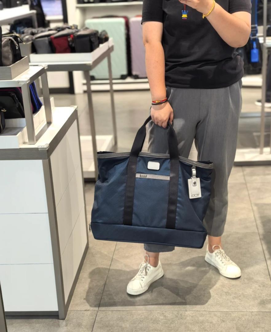 【新品使用品】TUMI ALPHA3 02203152 スリムトートバッグ トゥミ TUMI 【日本正規品】トゥミ トートバッグ TUMI ALPHA 3
