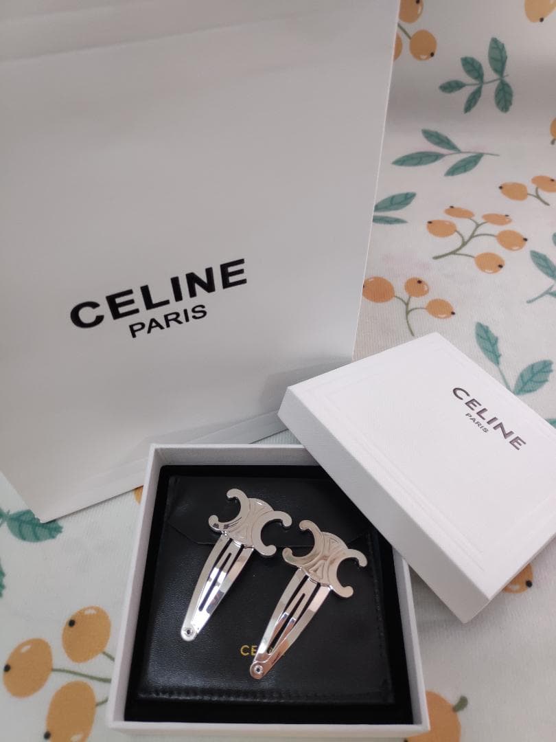 人気 セリーヌ トリオンフ スナップヘアクリップ ヘアピン 銀色CELINE DECORATOM_COM_BR