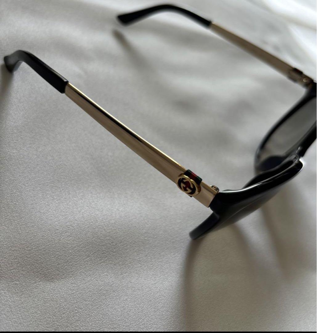 GUCCI キャットアイサングラス