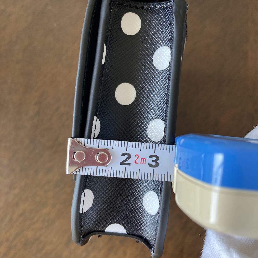 新品⭐️kate spade ショルダーバッグ水玉黒 ポシェット クロス