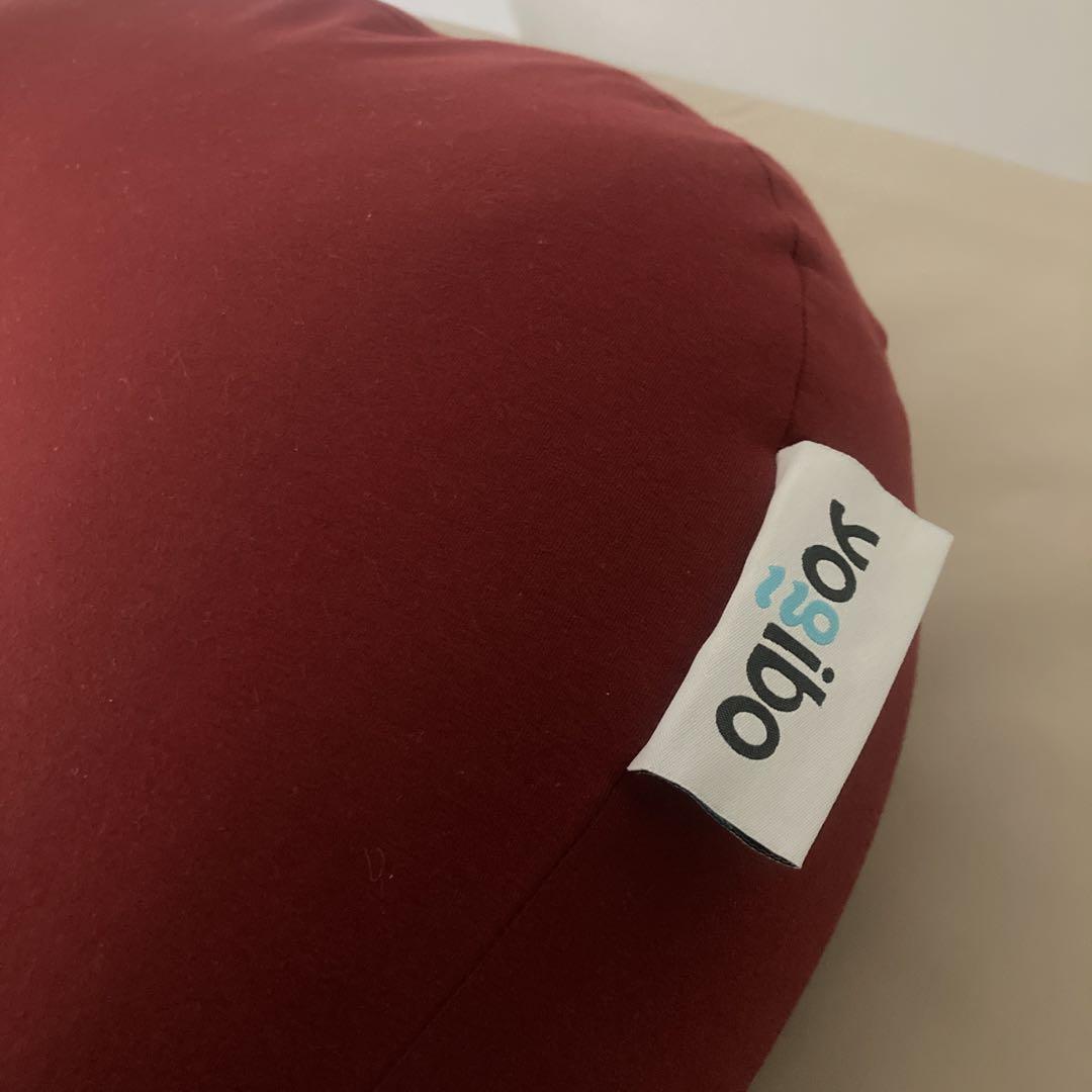ヨギボーyogibo mega moon pillow ワインレッド