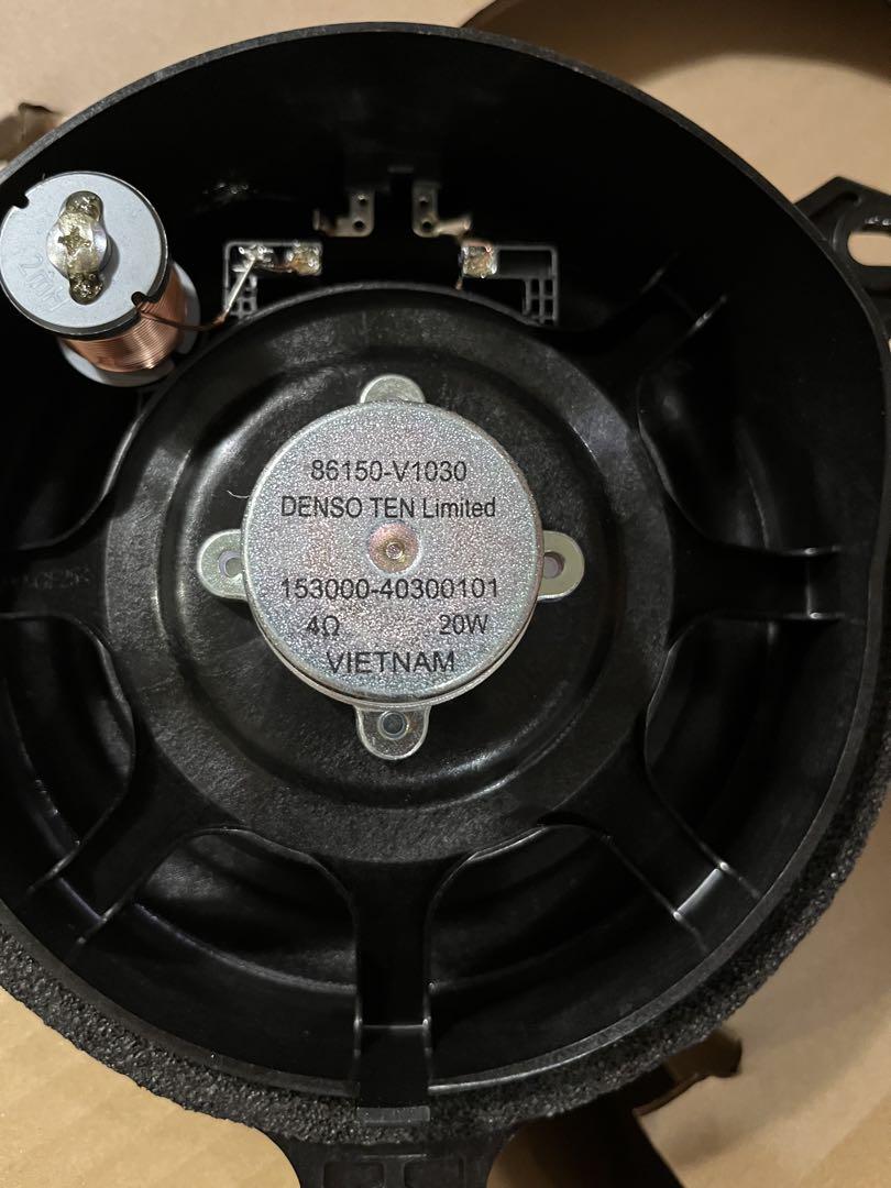 TOYOTA 純正スピーカー