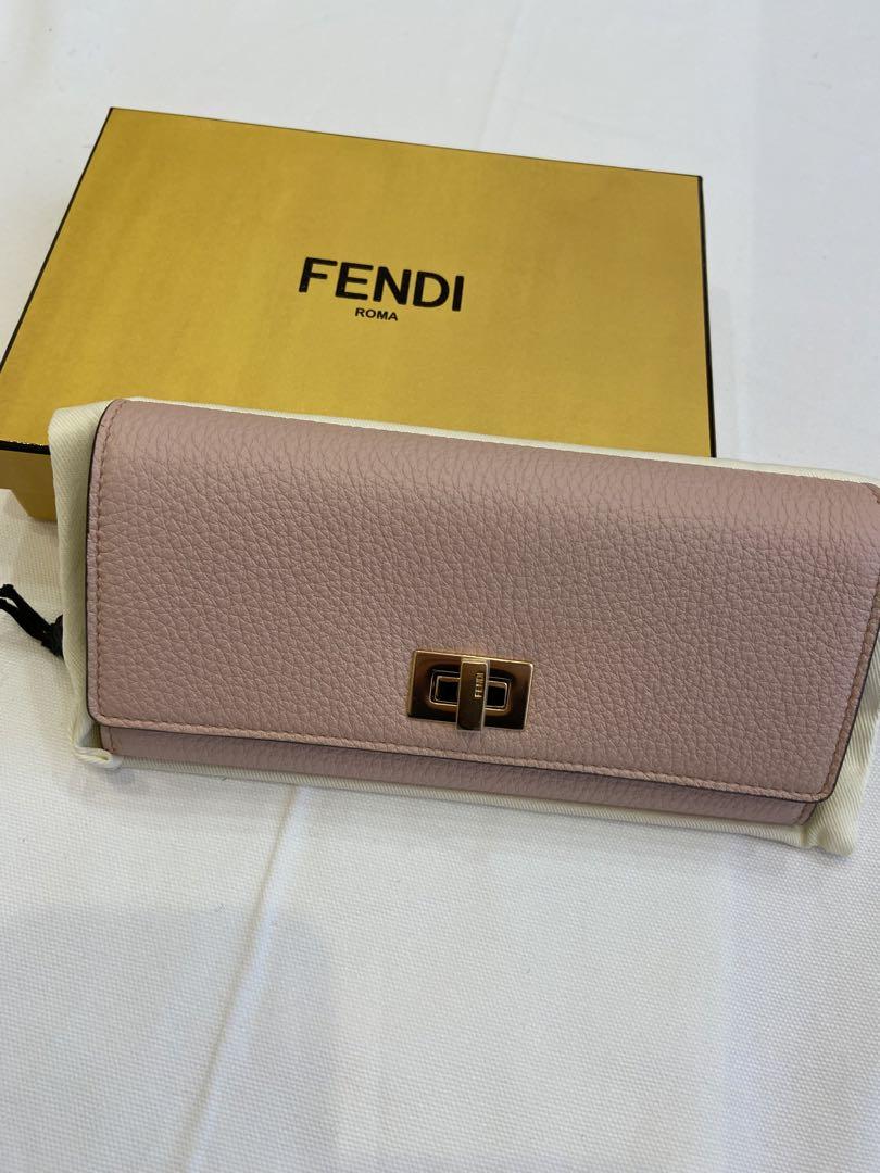 【新品】フェンディ セレリア　長財布