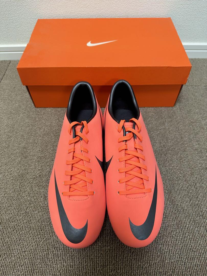 レビュー高評価商品 ナイキ NIKE 未使用 マーキュリアルビクトリー サッカー 26.5 シューズ