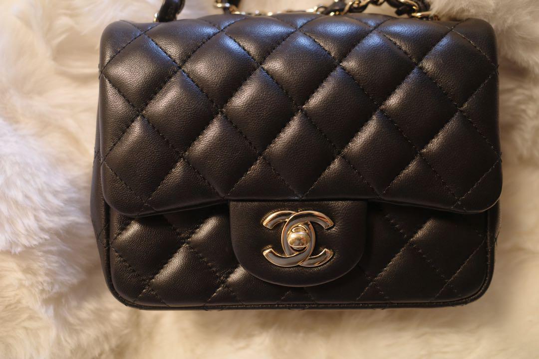 CHANEL ブラック ミニマトラッセ