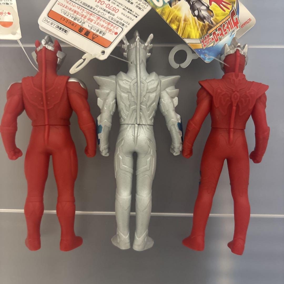 ウルトラマン ソフビ 3体セット - メルカリ