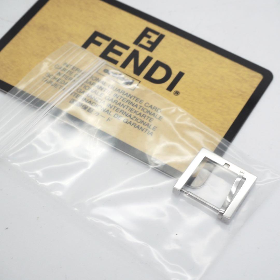 315 FENDI 12Pダイヤ 新品ベルト 7000L レディース　時計