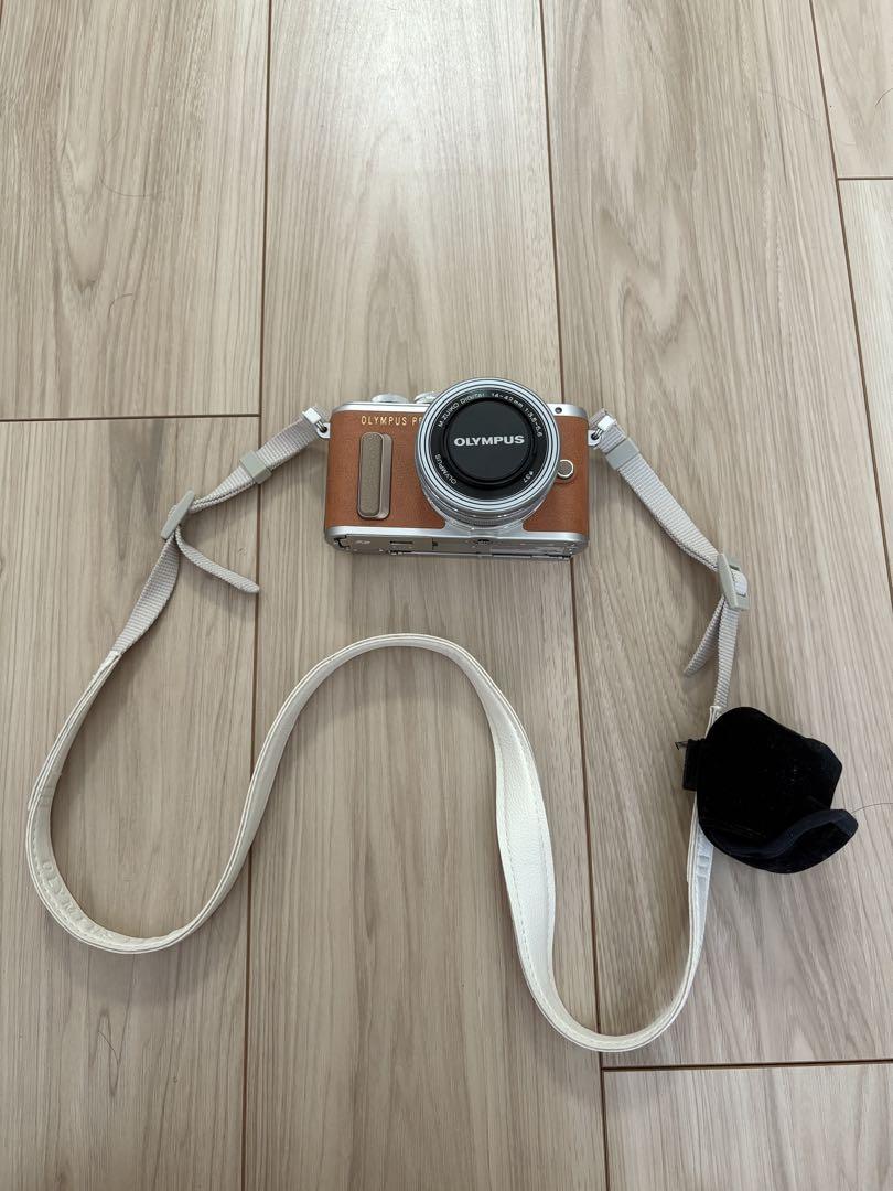 OLYMPUS PEN E-PL8 シルバー/オレンジ